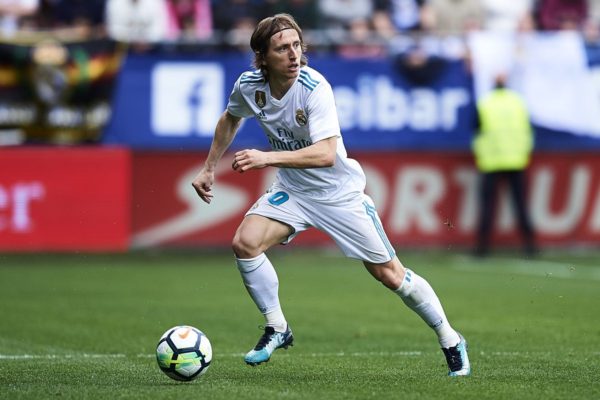 Perez đưa ra thử thách 750 triệu Euro cho kẻ muốn cướp Modric