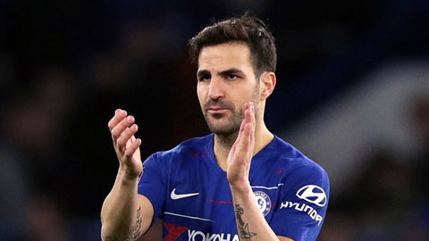 Fabregas chưa được phép khoác áo Monaco