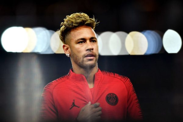 Neymar gặp họa vì phát ngôn bừa bãi