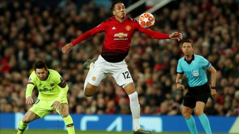 Smalling phân trần sau pha phạm lỗi với Messi